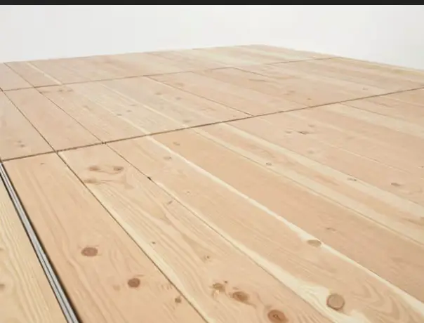 Plancher bois de pin prix m2