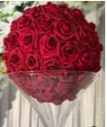 boule de rose rouge